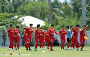 hlv-park-hang-seo-dang-dau-dau-vi-thua-qua-nhieu-tien-dao-nen-chon-ai-va-loa